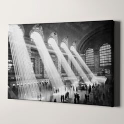 Grand Central Station, NYC 1930s